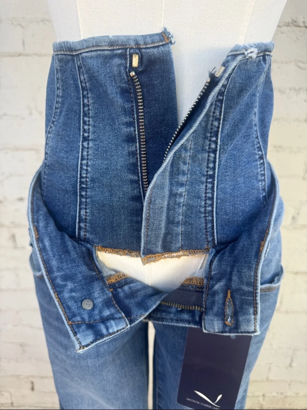 SAMPLE Good American Corset Jeans Size 4/27
